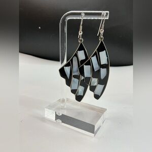VINTAGE TAXCO 925 STERLING SILVER EARRINGS WITH MOP INLAID IN BLACK
